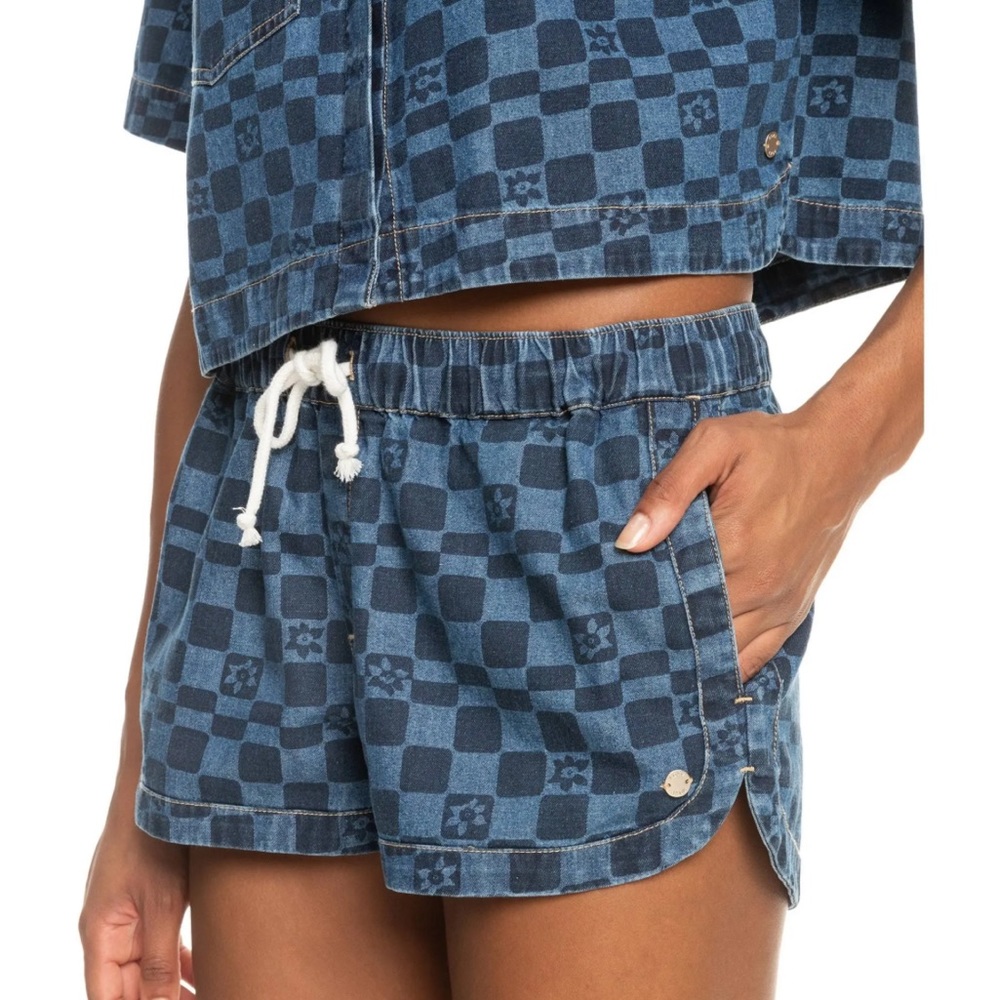 NWT Roxy Denim Shorts - Picture 4 of 6
